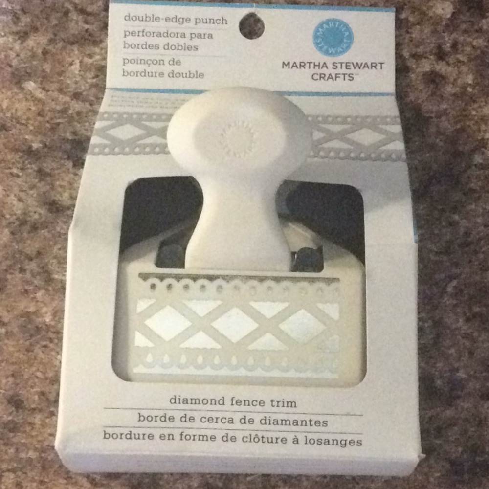 Martha Stewart Diamond Fence Trim Punch